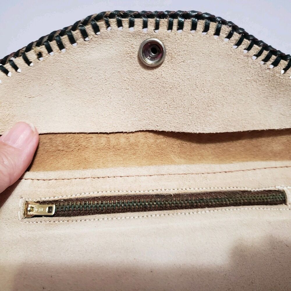 Handmade Leather Trifold Women's Wallet 7" - Picture 10 of 11